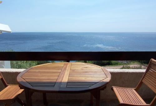 A Tarco (Corsica south - 20 km north of Porto-Vecchio) - Residence "Les...