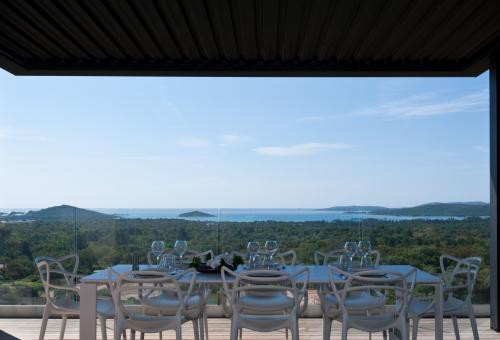 Vue mer panoramique, domaine privé, environnement calme et préservé, station...