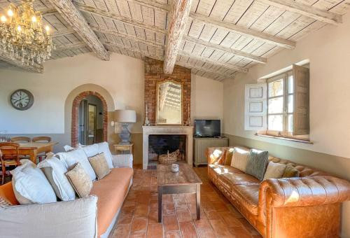 Luxury sheepfold for 6 people located on the heights of Porto-Vecchio...