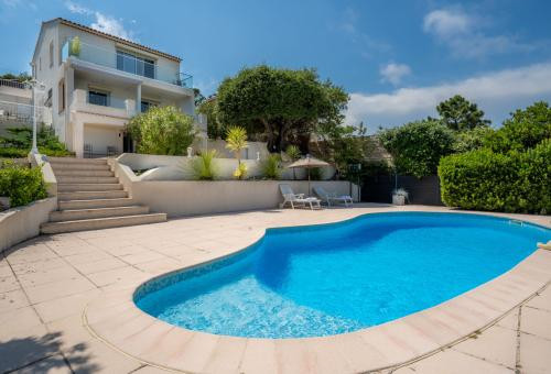 Villa 5 bedroom Roquebrune-sur-argens