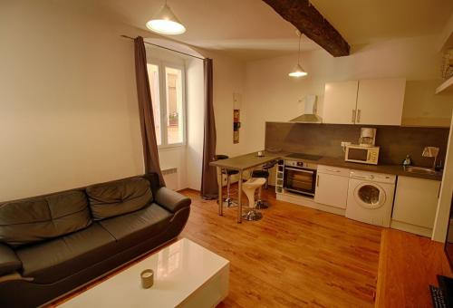 Studio located in a lively area of the old town, close to the beach - Ajaccio