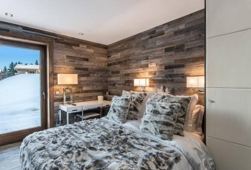 Magnifique chalet contemporain avec une vue panoramique sur le massif des...