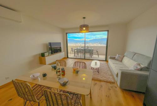 Apartment in Ajaccio near the city center. 
Very nice apartment...