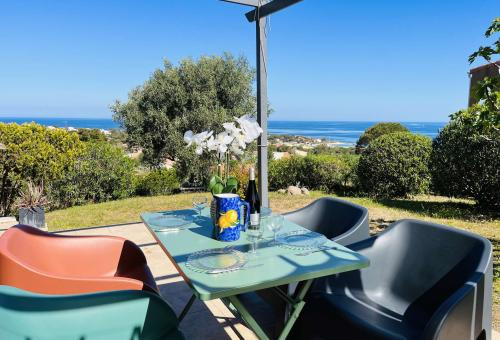 Studio with terraces in Marina Sant'Ambroggio