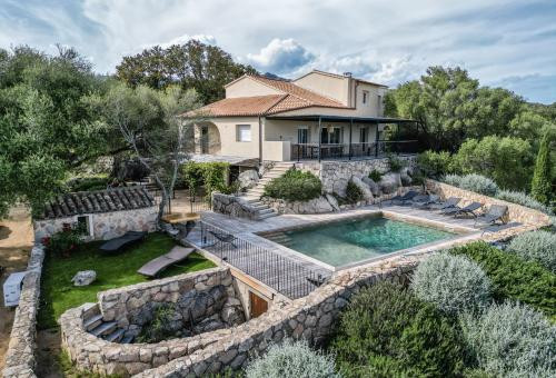 with a private pool overlooking the mountains and the Gulf of Porto-Vecchio.